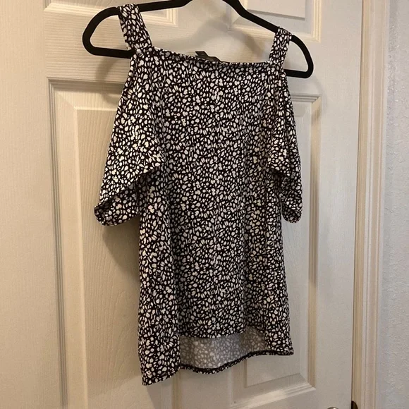 JM Collection Top - Picture 4 of 6